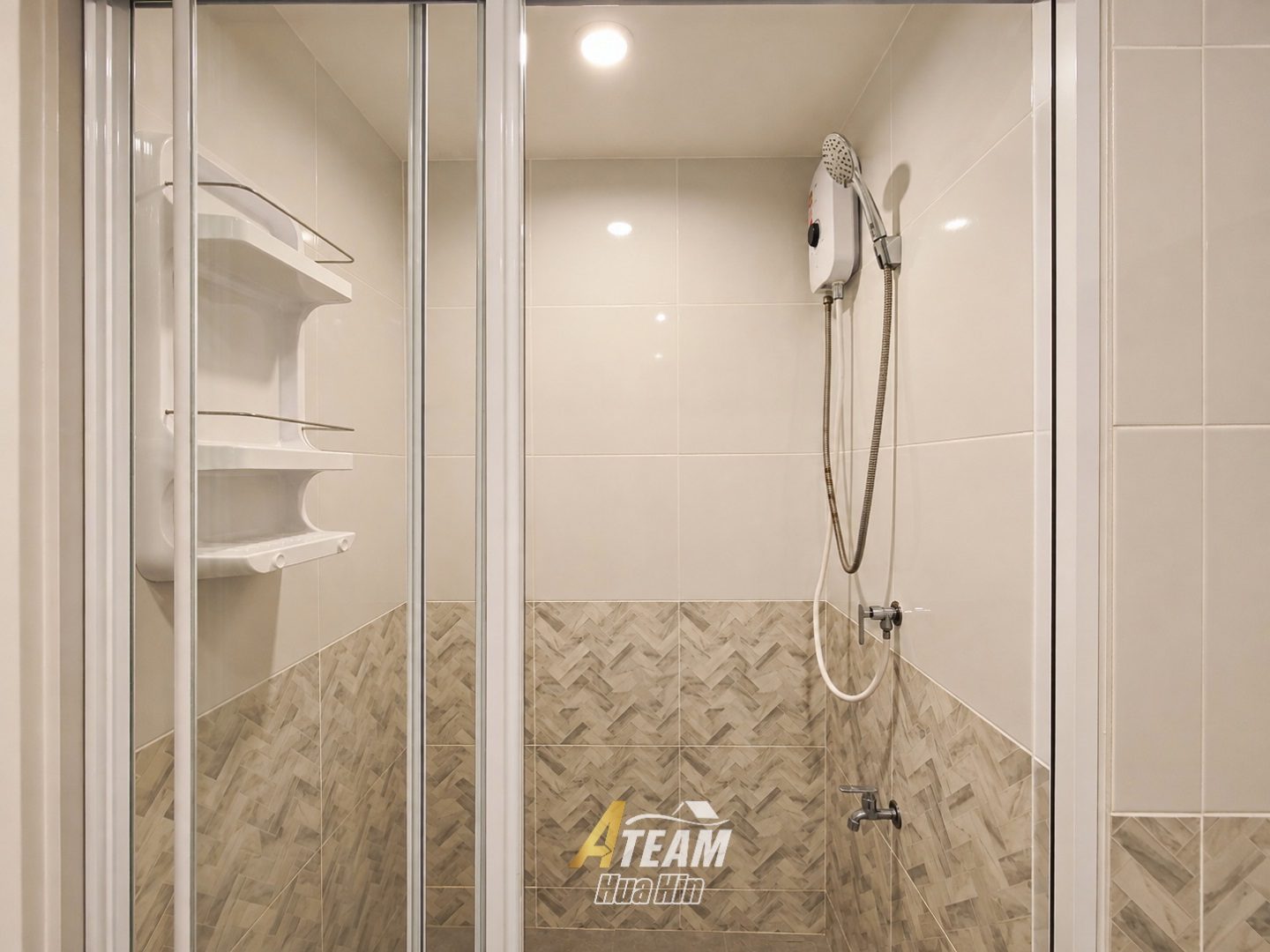 Fully Furnished Pool-View Condo at Mira Monte, thumbnail 11