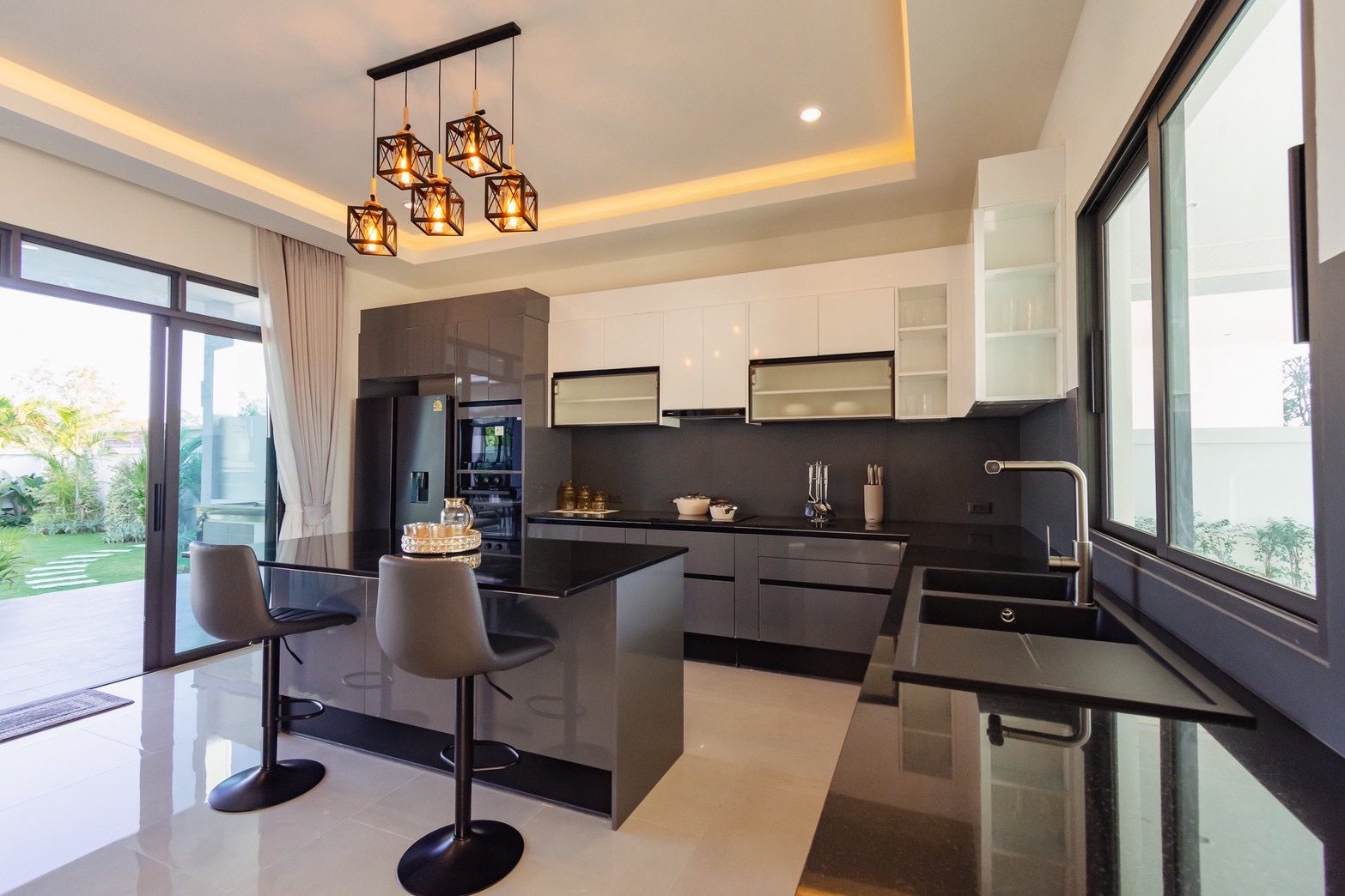 Modern 3 Bedroom  Luxury Pool Villas on Soi 112, thumbnail 25