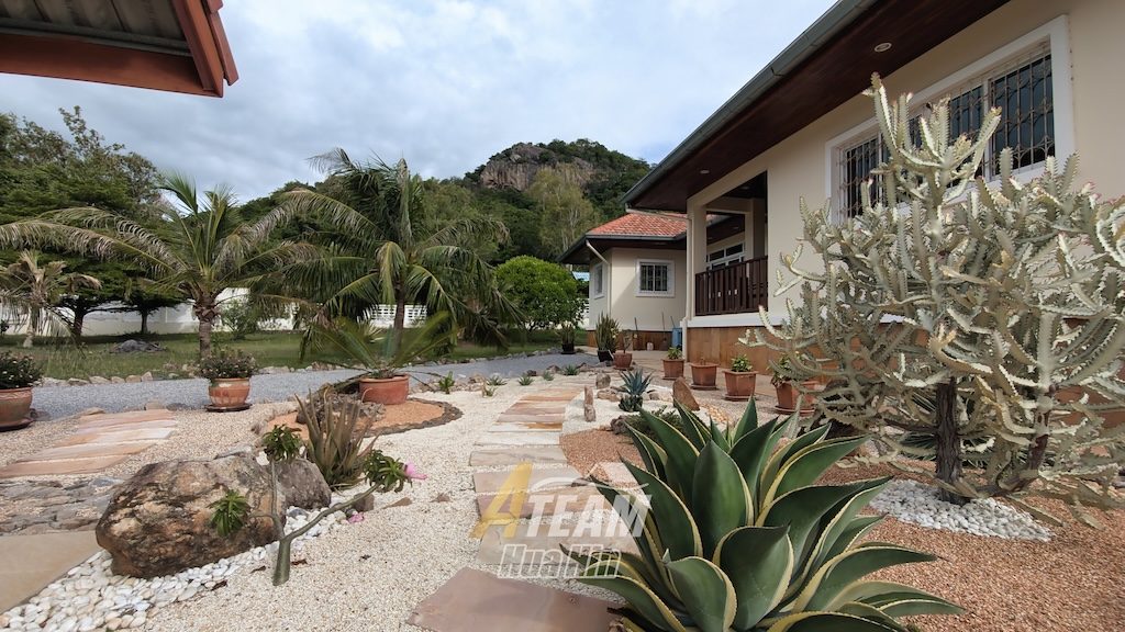 3-Bedroom Home on Large 2 Rai in Khao Tao, thumbnail 9