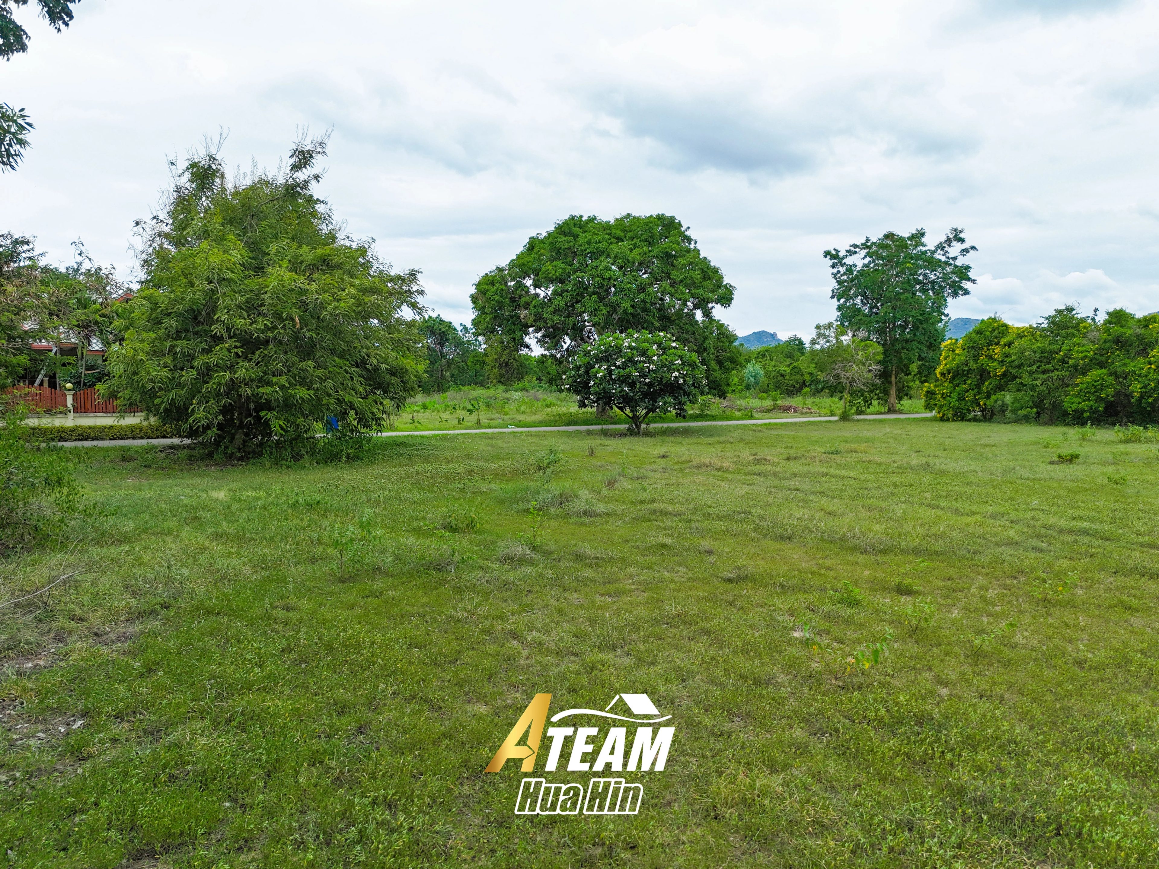 For sale 5-Rai Land Near Springfield Golf Club, thumbnail 2