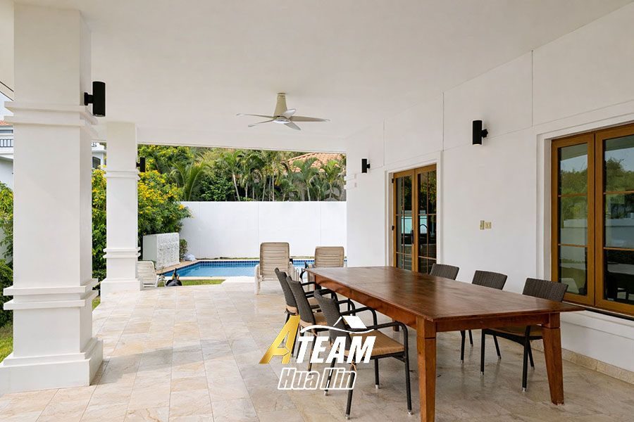 Spacious Living in a Premium Hillside Community, thumbnail 8