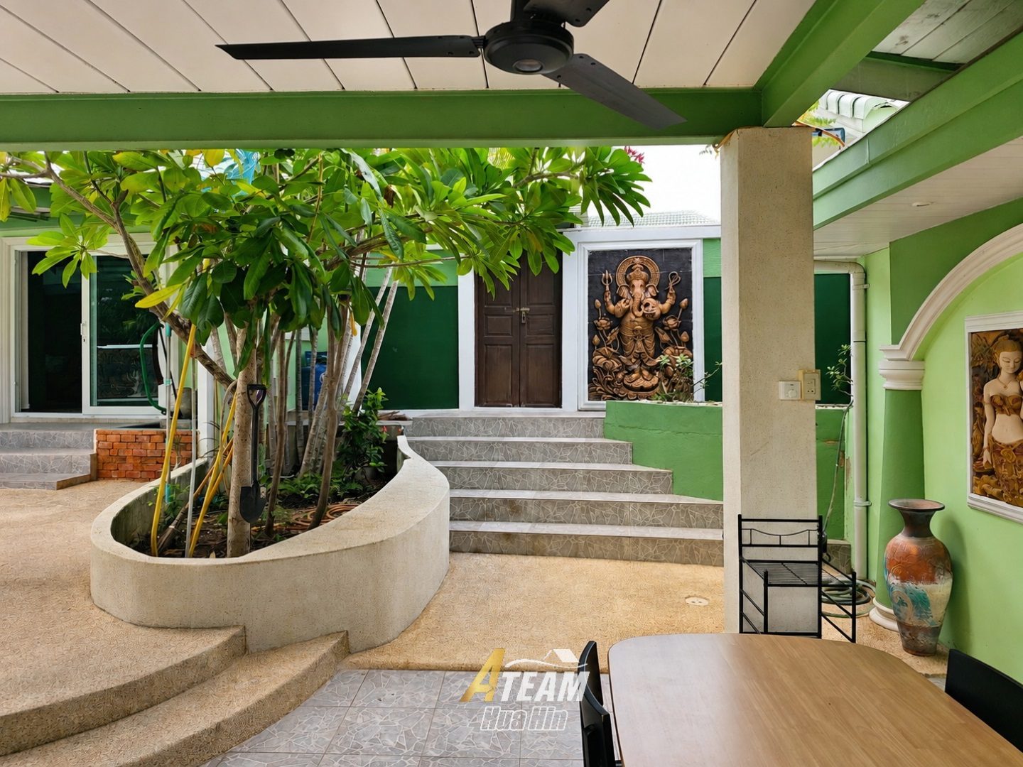 Unique Renovation Opportunity at Stuart Park with Mountain Views, thumbnail 9