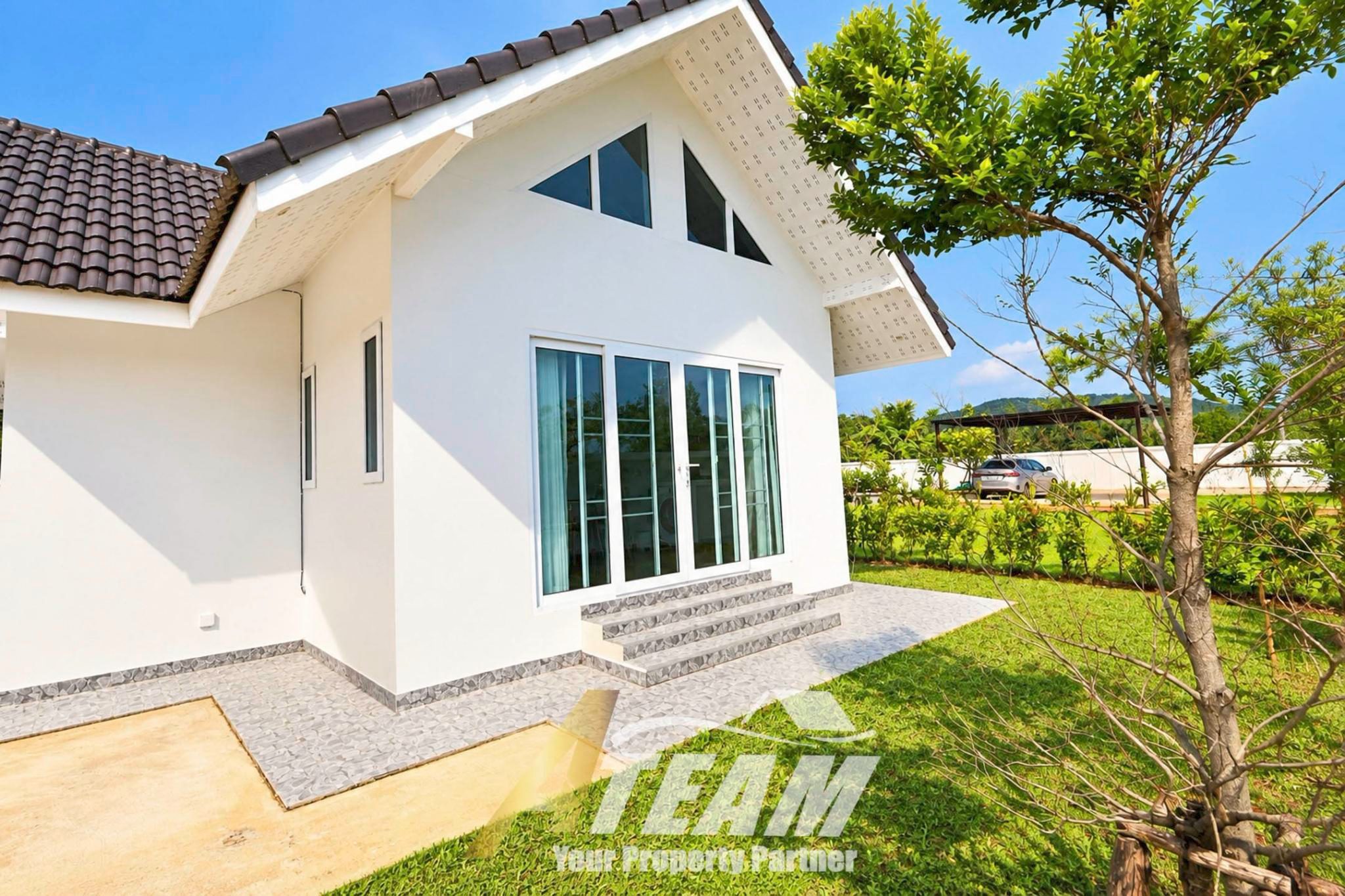 Luxury 6-Bedroom Pool Villa with Guest House at Baan Lom Yen, Hua Hin, thumbnail 34