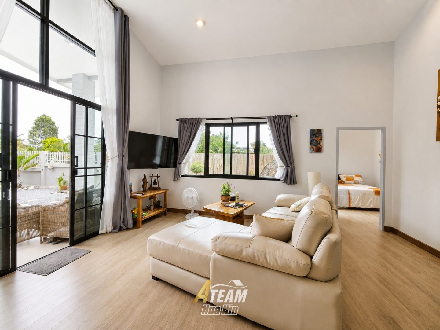 Charming 2-Bedroom Pool Villa for Sale in Thap Tai, thumbnail 11