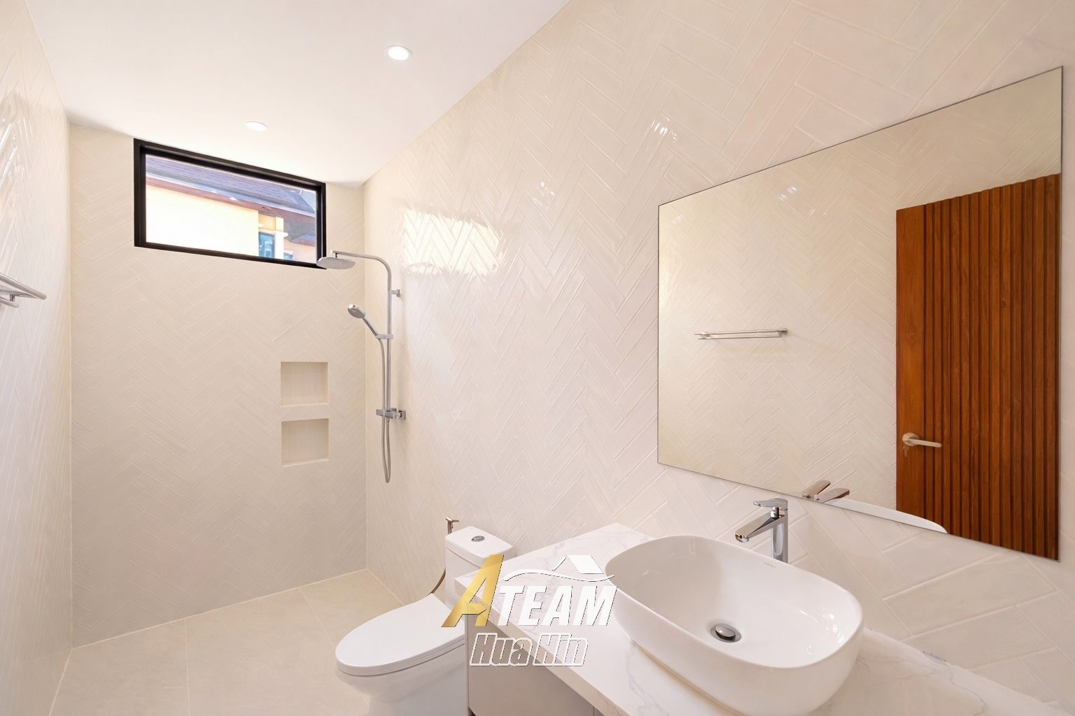 Brand-New Luxury Villa with  Panoramic Sea Views in Panorama Khao Tao, thumbnail 9