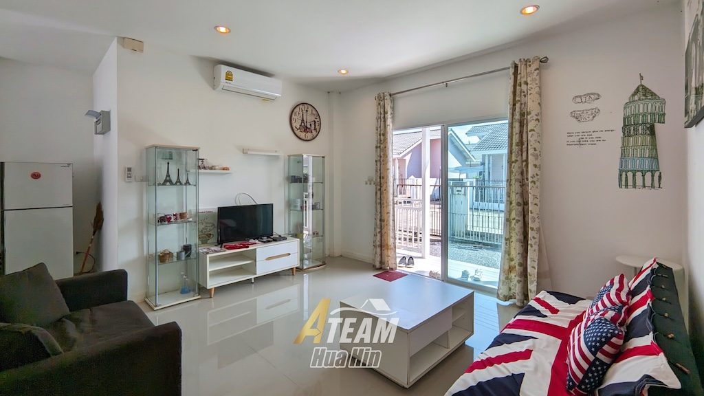 LA VALLEE VINTAGE – 3 Bedroom House for Sale, thumbnail 3