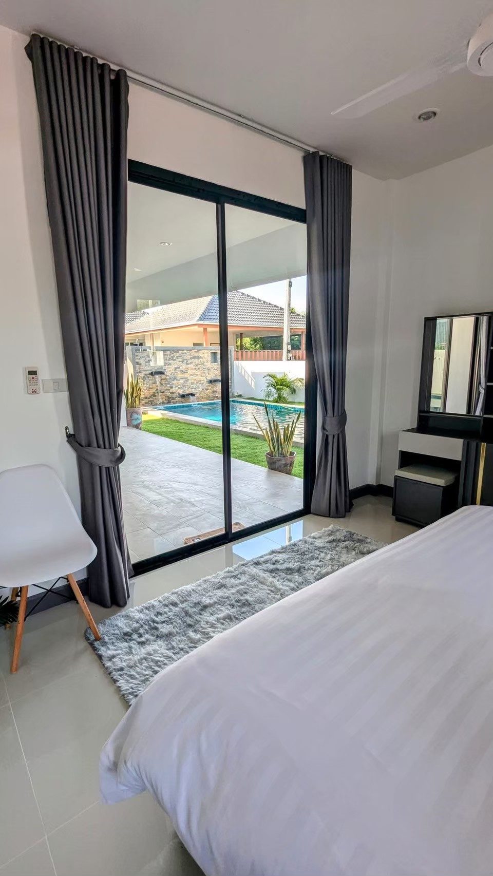 Charming 3-Bedroom Pool Villa for Sale at Mill Pool, thumbnail 11
