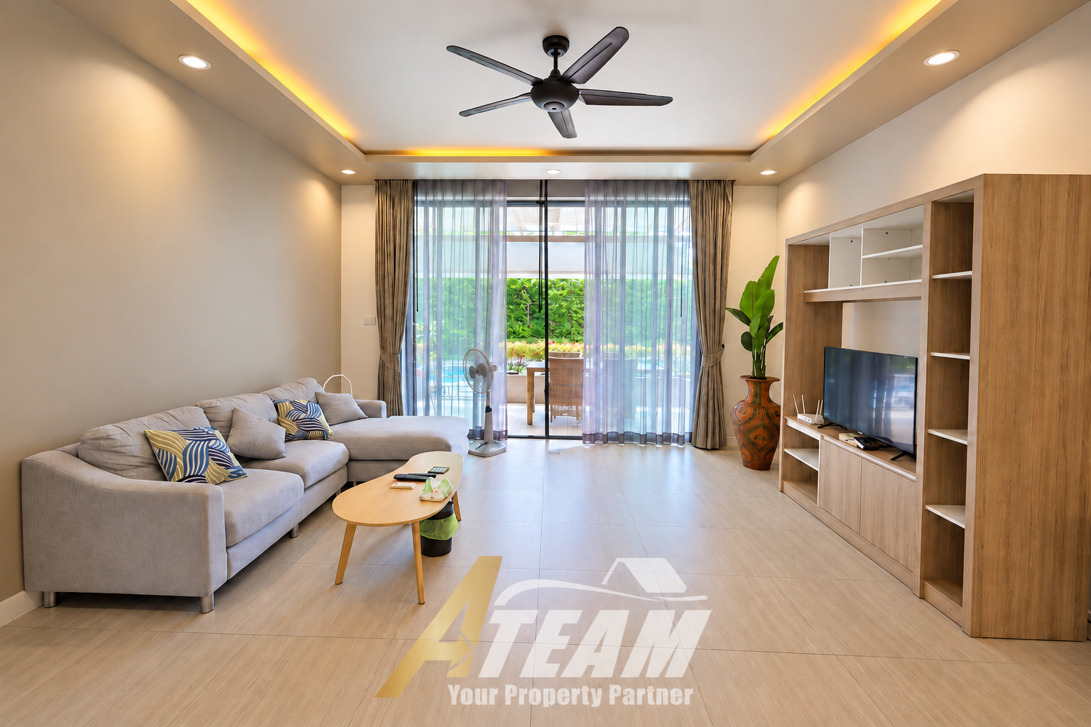 Townhouse 2-Bedroom Two-Storey Residence at Riviera Pearl, thumbnail 5