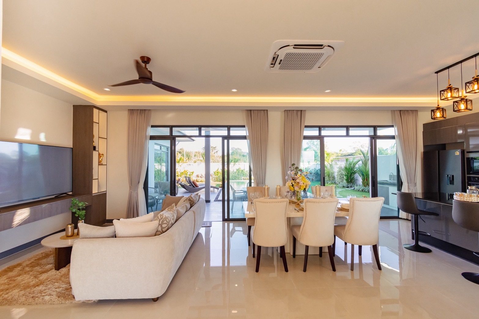 Modern 3 Bedroom  Luxury Pool Villas on Soi 112, thumbnail 10