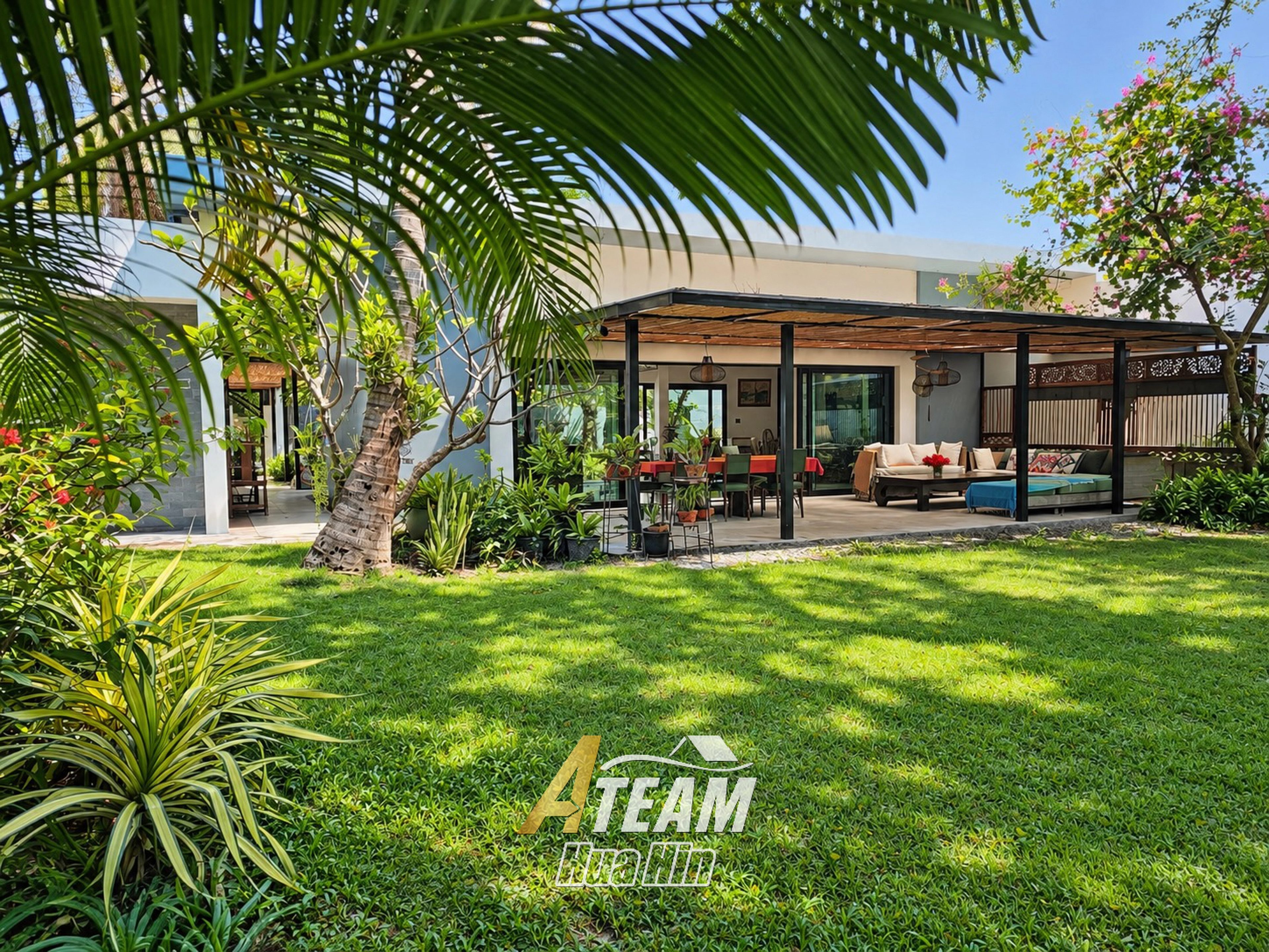 Exceptional Lakeside Pool Villa Surrounded by Nature, thumbnail 7