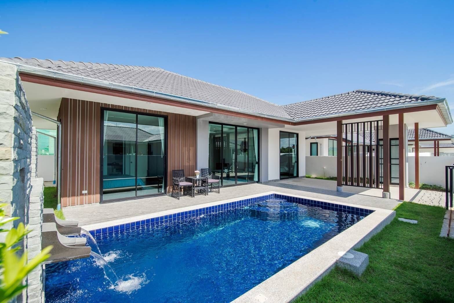 Modern 2-Bedroom Pool Villa for Sale – Hua Hin (Soi 112 Area) Price:
