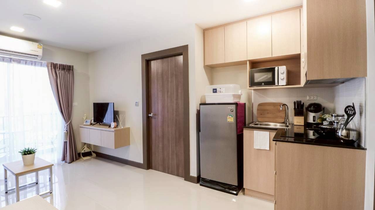 Room 14, thumbnail 4