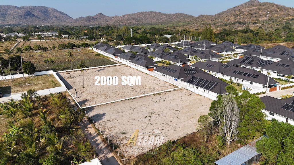 Terrain avec vue imprenable sur les montagnes près de Black Mountain – 2000 sqm