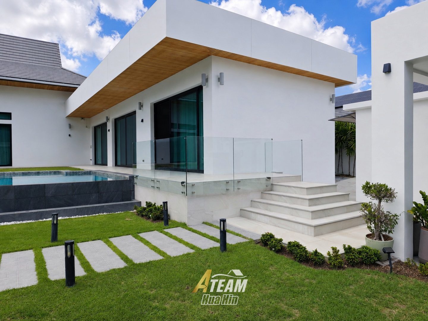 Impressive 5 Bedroom 4 Bathroom luxury pool villa, thumbnail 32