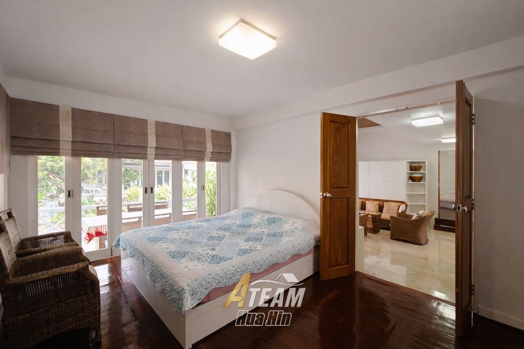Beachfront Luxury Pool Villa for Sale in Baan Chaliang Lom, thumbnail 10