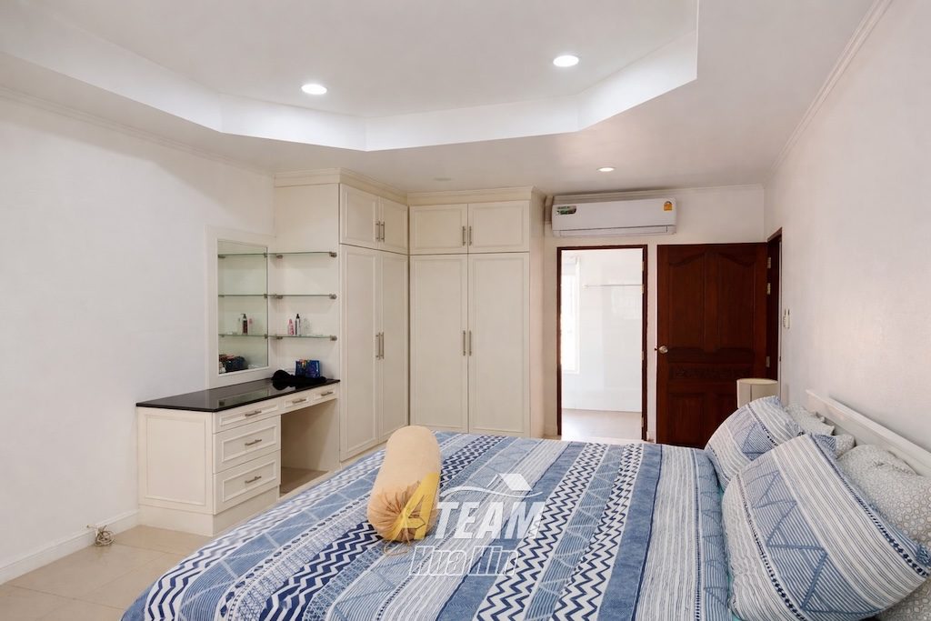 Spacious 2-Storey Pool Villa with Tropical Mountain Views – Soi 88, thumbnail 21