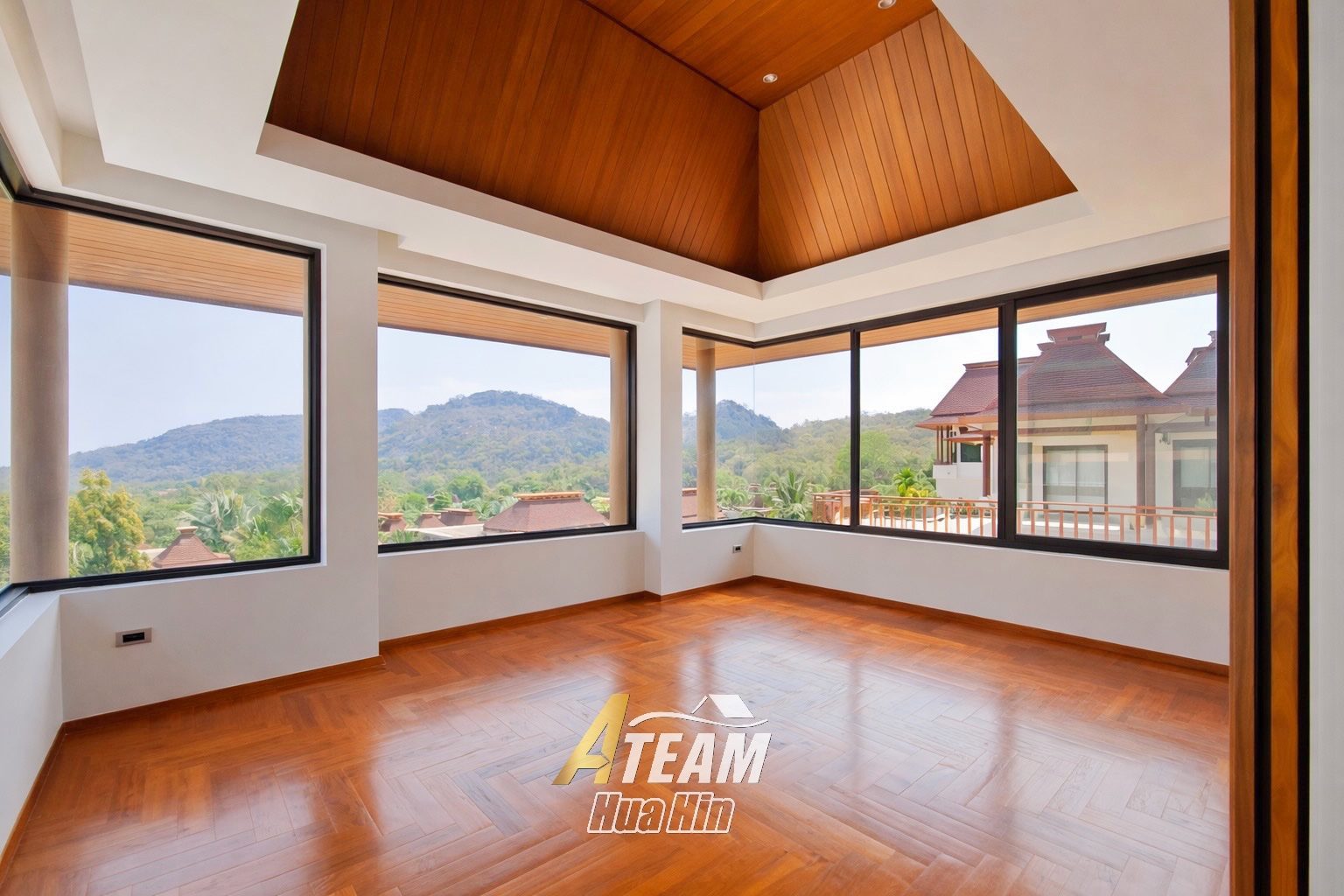 Brand-New Luxury Villa with  Panoramic Sea Views in Panorama Khao Tao, thumbnail 18