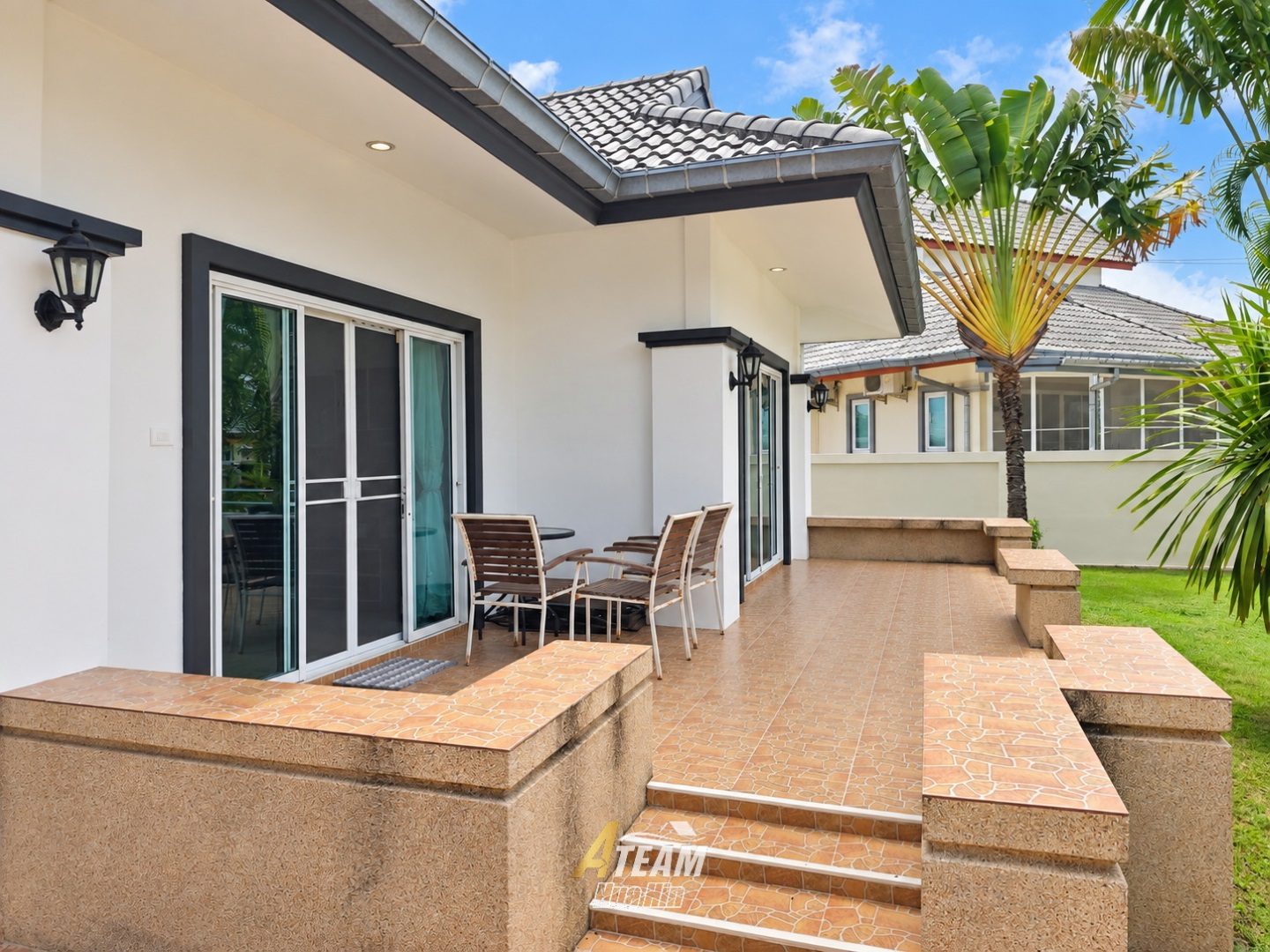 charming 3-bedroom house, thumbnail 4