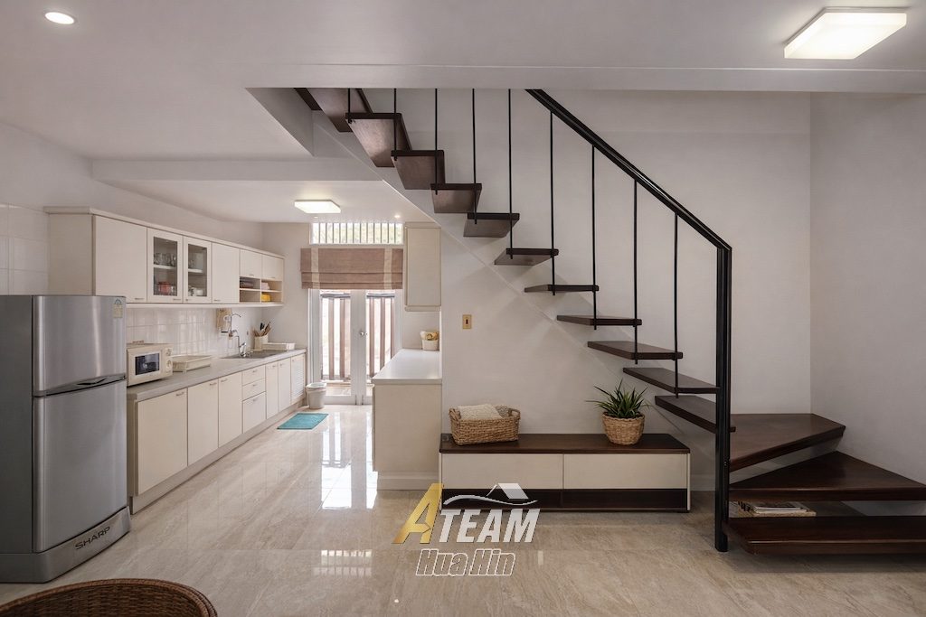 Beachfront Luxury Pool Villa for Sale in Baan Chaliang Lom, thumbnail 4