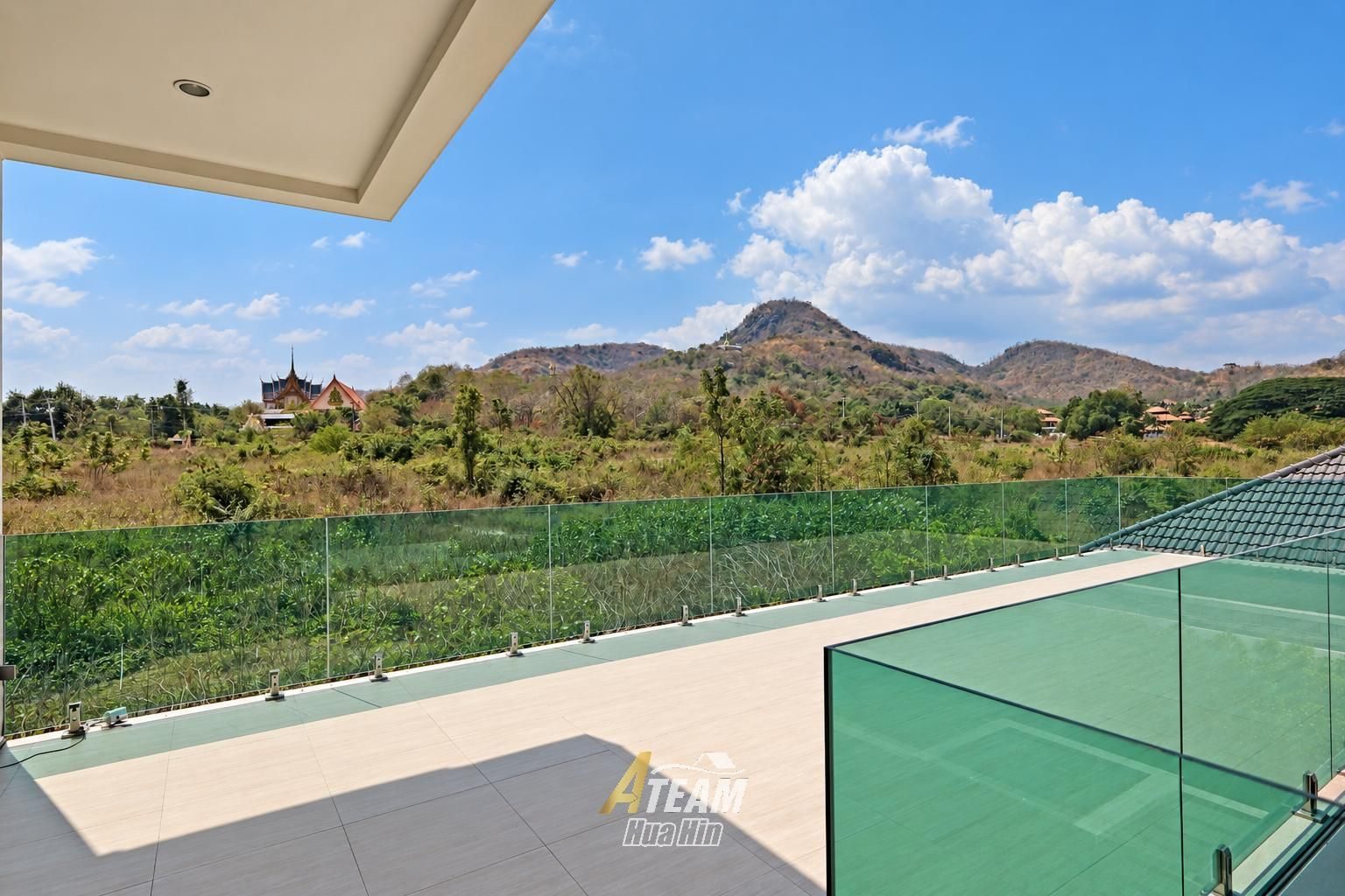Smart, moderne og enorm – på Soi 116 i centrum af Hua Hin!, miniature 31