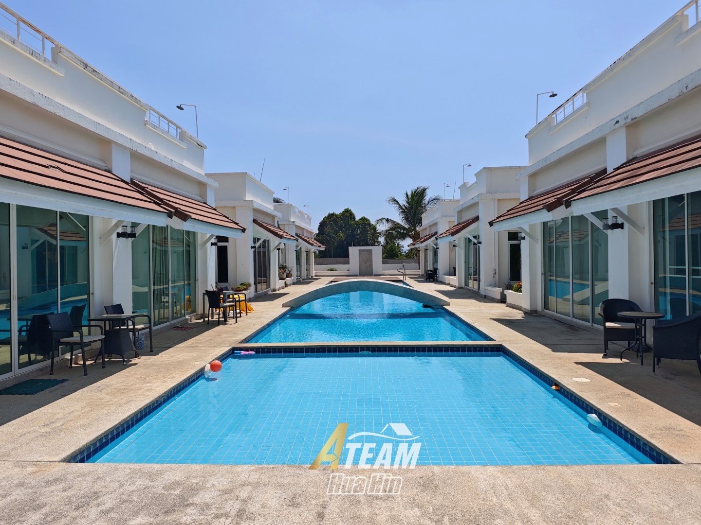 Pineapple Hills 2 beds, 1 bath with nice community and view., thumbnail 2