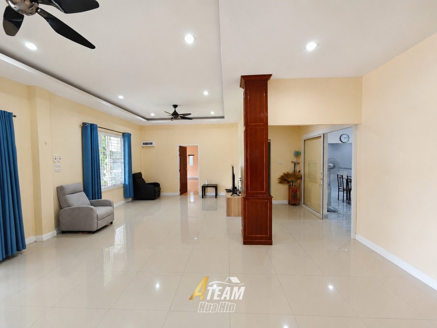 Opportunité d’investissement : maison de 5 chambres près de Pak Nam Pran Beach, miniature 4