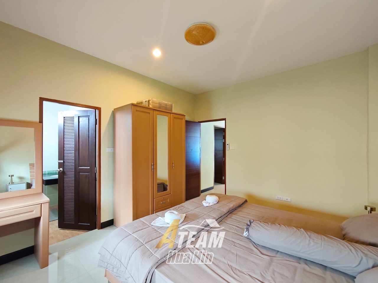 Villa avec piscine de 3 chambres à louer au centre de Hua Hin, miniature 17