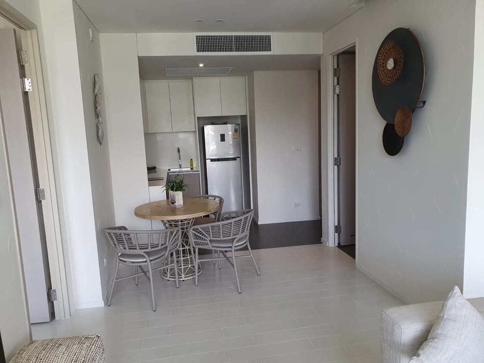Beautiful 2-Bedroom Condo with Pool View at Veranda, Khao Takiab, thumbnail 18