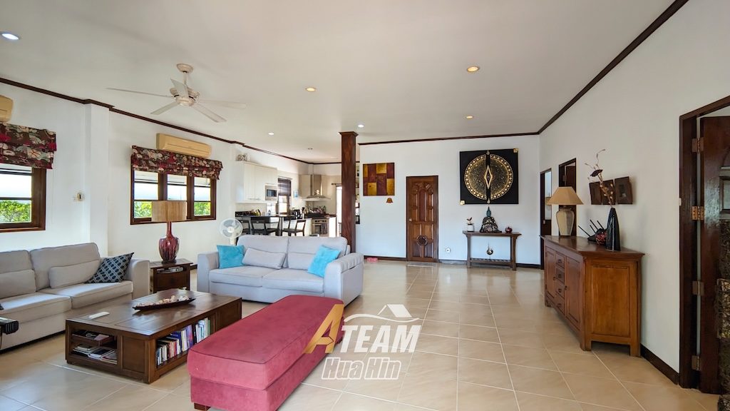 Elegant Property in Soi 94, Hua Hin, thumbnail 11