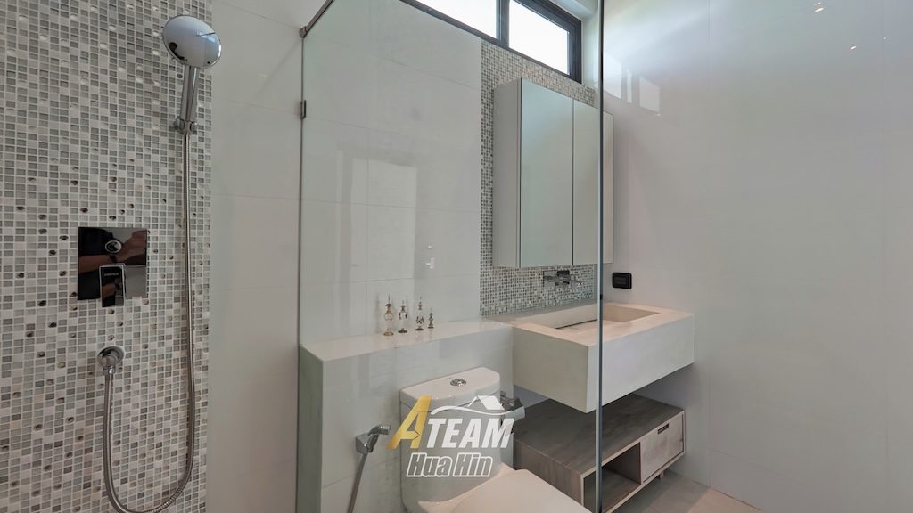 4-Bedroom House for Sale in Thap Thai, thumbnail 21