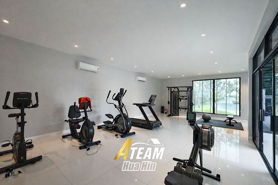 Modern 3 Bed 3 Bath Pool Villa near Blackmountain , thumbnail 25