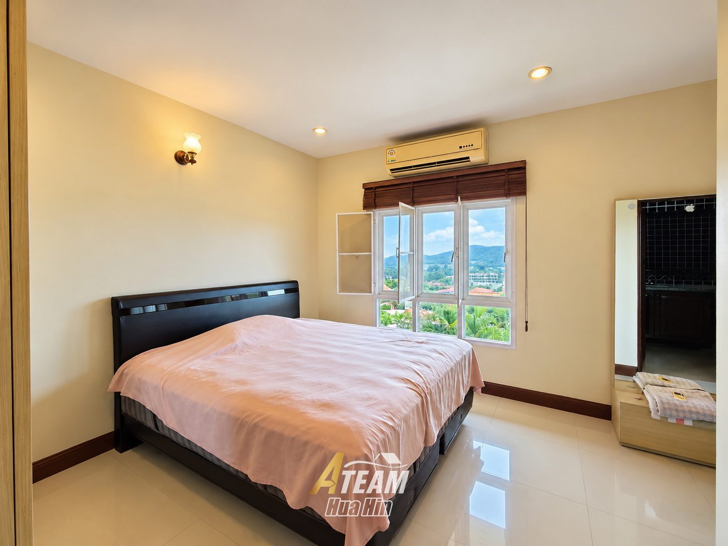 Spacious Pool Villa with Mountain Views, thumbnail 16
