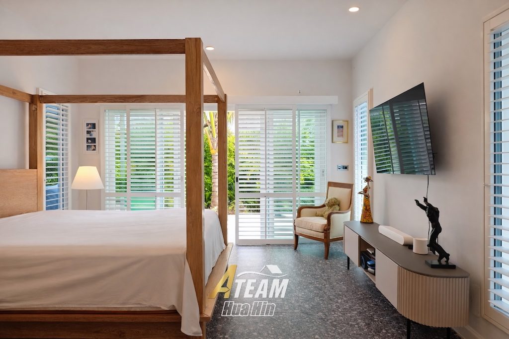 Modern 3 Bed 3 Bath Pool Villa at Black Mountain Golf Club, thumbnail 12