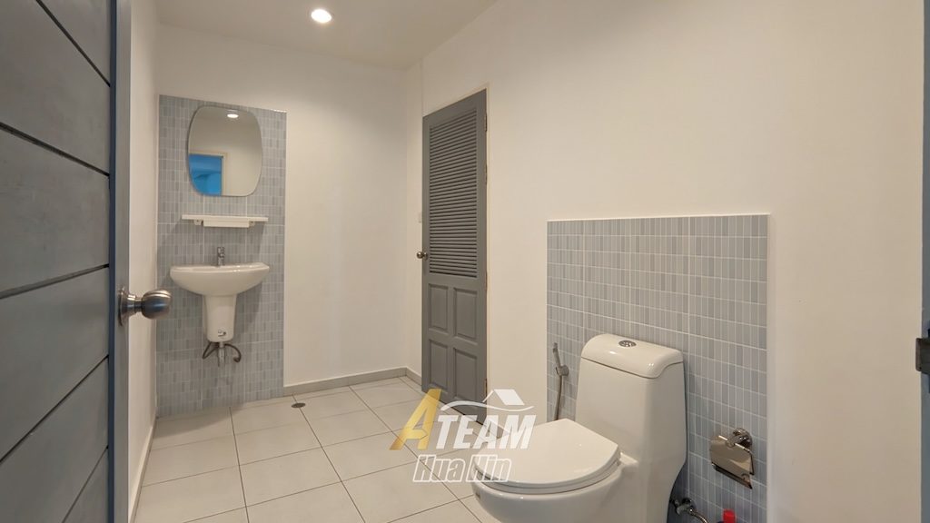 5-Bedroom House for Sale in Hua Hin Center, thumbnail 14
