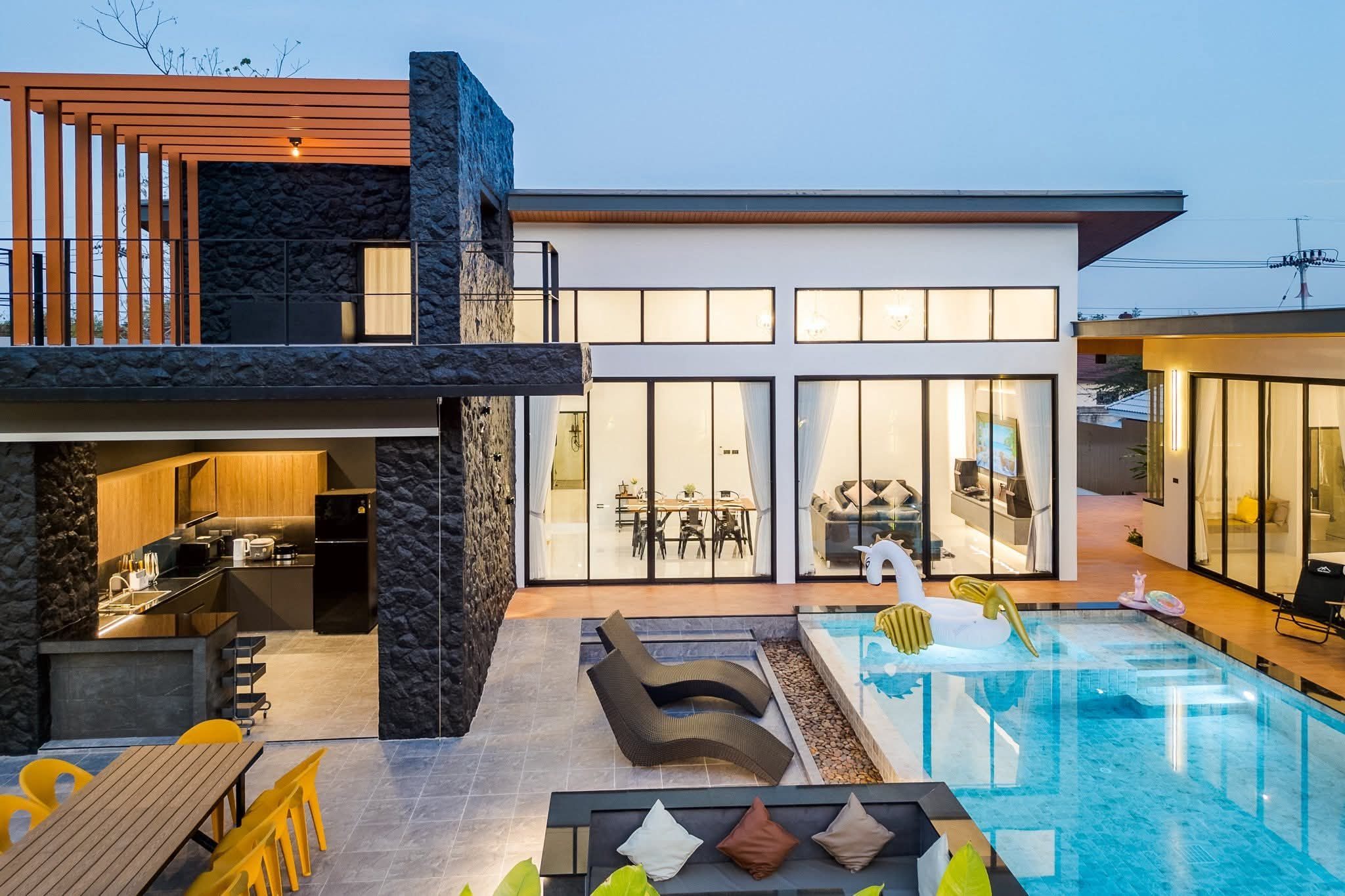 Modern Luxury  5-Bedroom Home – Hua Hin, thumbnail 7