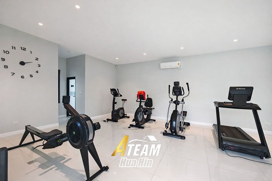Modern 3 Bed 3 Bath Pool Villa near Blackmountain , thumbnail 24