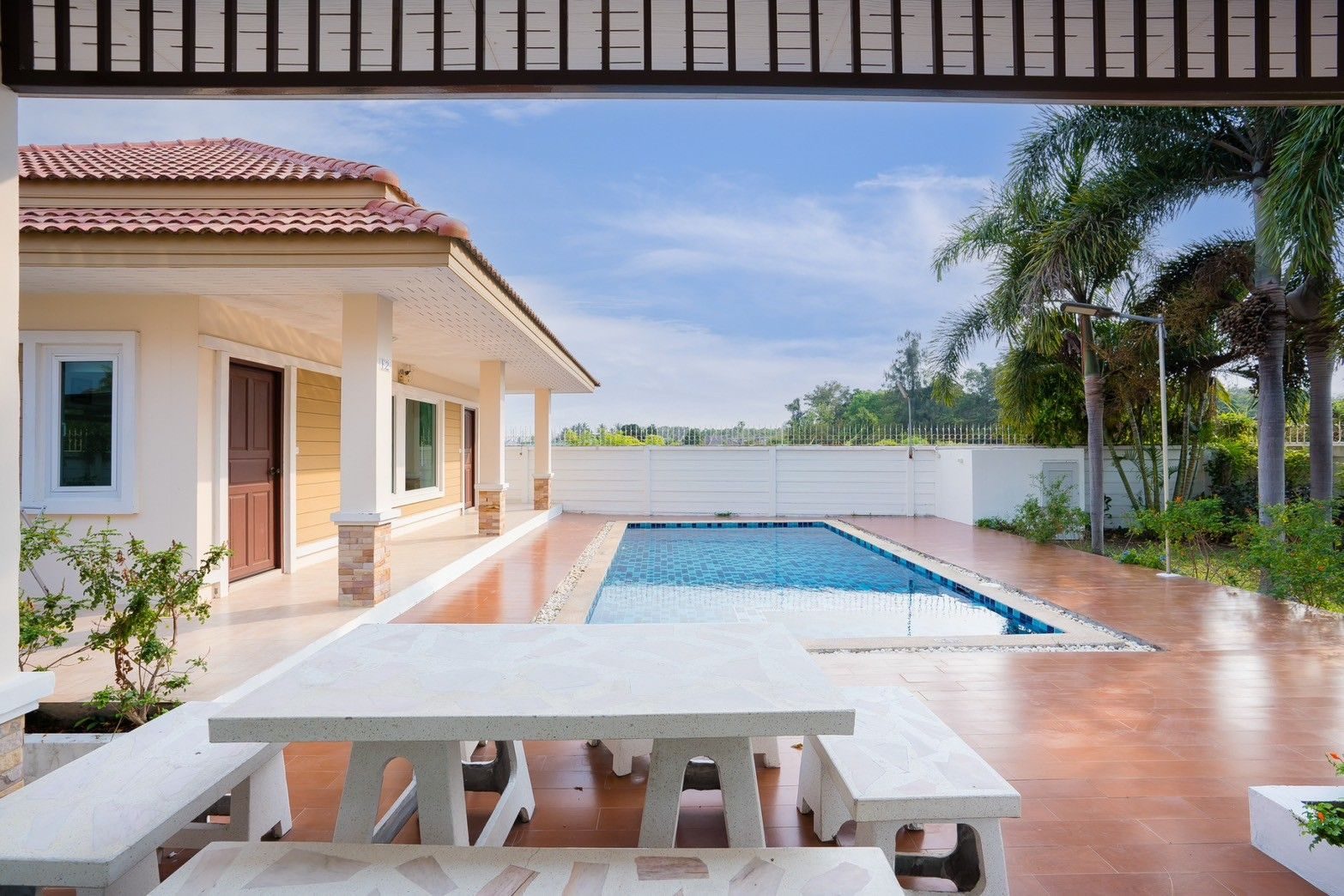 Spacious 4-Bedroom Freehold Pool Villa in Hin Lek Fai, thumbnail 24