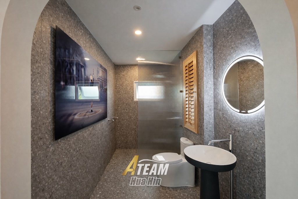Modern 3 Bed 3 Bath Pool Villa at Black Mountain Golf Club, thumbnail 9