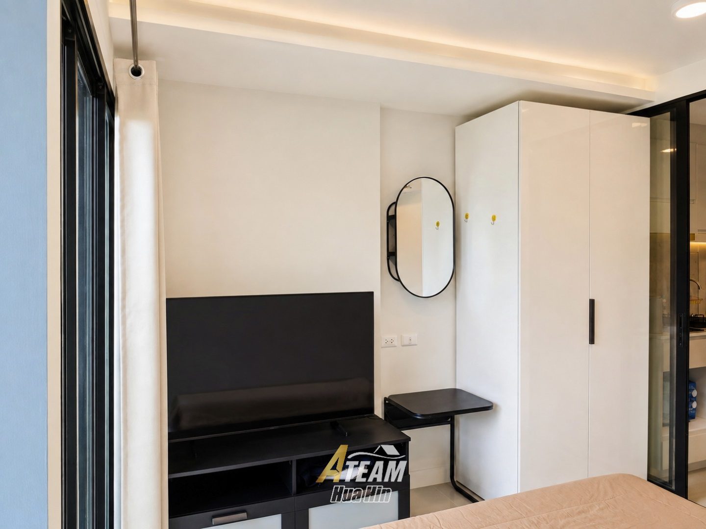 Fully Furnished Pool-View Condo at Mira Monte, thumbnail 6