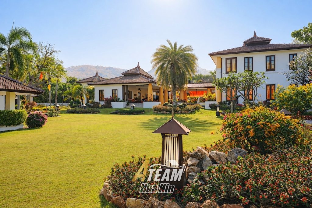 Luxury 6-Bedrooms Spacious 3,200 sqm Estate 5 min from city center —