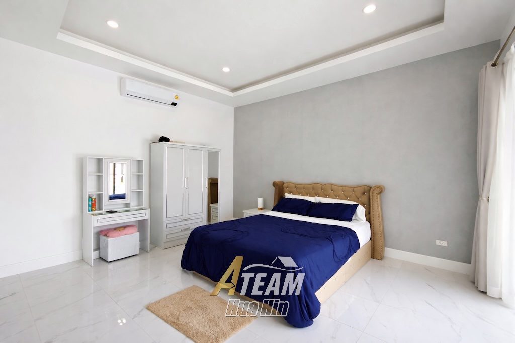Spacious Standalone Pool Villa on a Corner Plot with Mountain Views, thumbnail 16