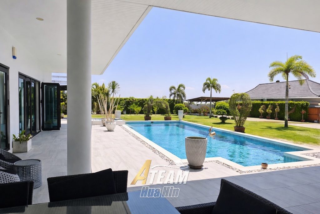 Spacious Standalone Pool Villa on a Corner Plot with Mountain Views, thumbnail 10
