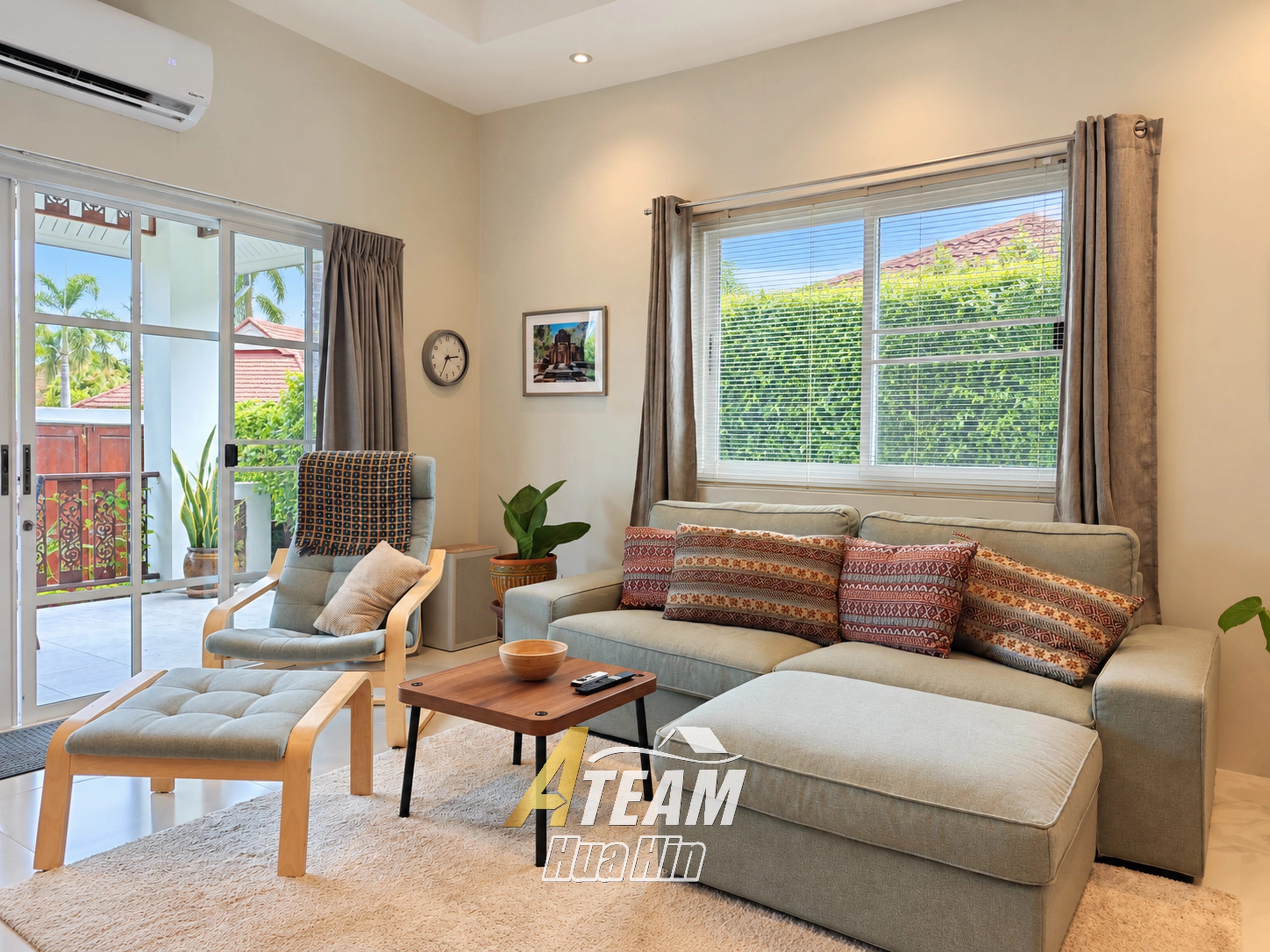 Beautifully Renovated 2-Bedroom House, thumbnail 10