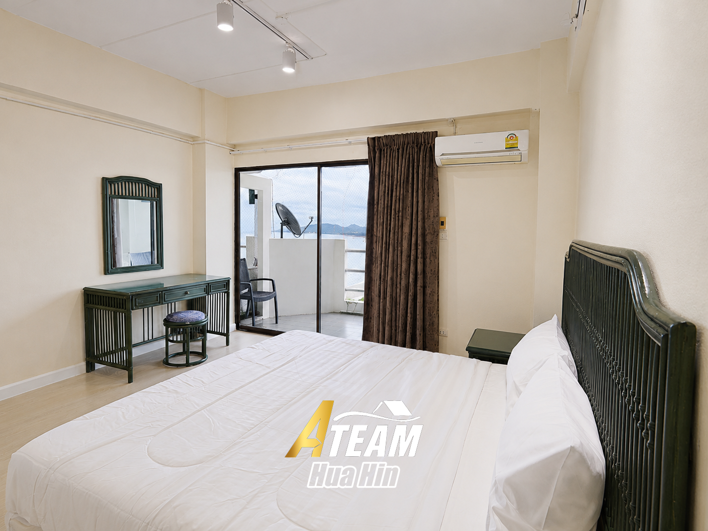 2-Bedroom Beachfront Condo at Blue Wave, Hua Hin, thumbnail 12