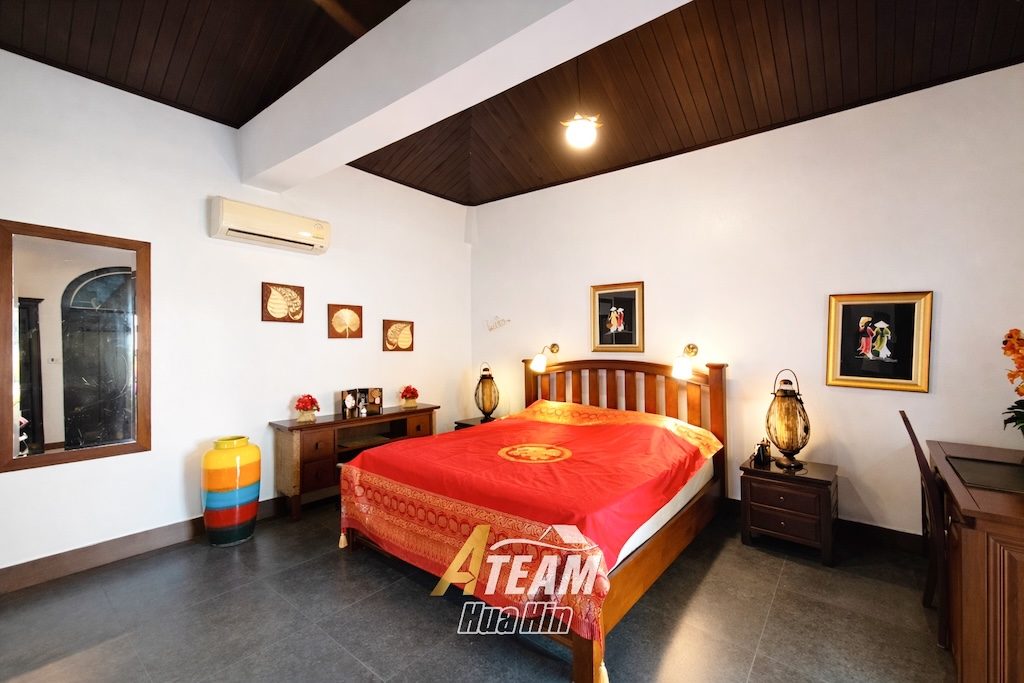 Luxury 6-Bedrooms Spacious 3,200 sqm Estate 5 min from city center — , thumbnail 27
