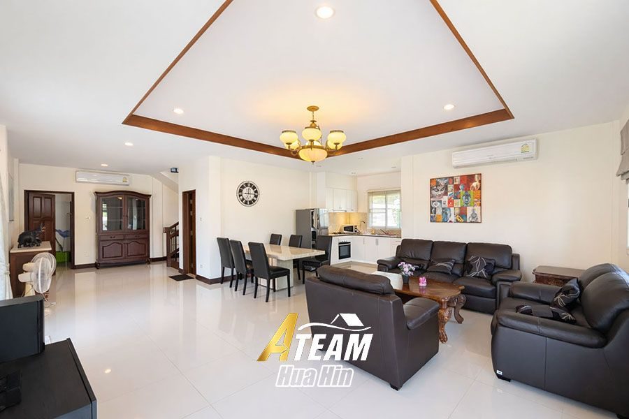 Beautiful 2 storey Pool Villa with mountain views, thumbnail 5
