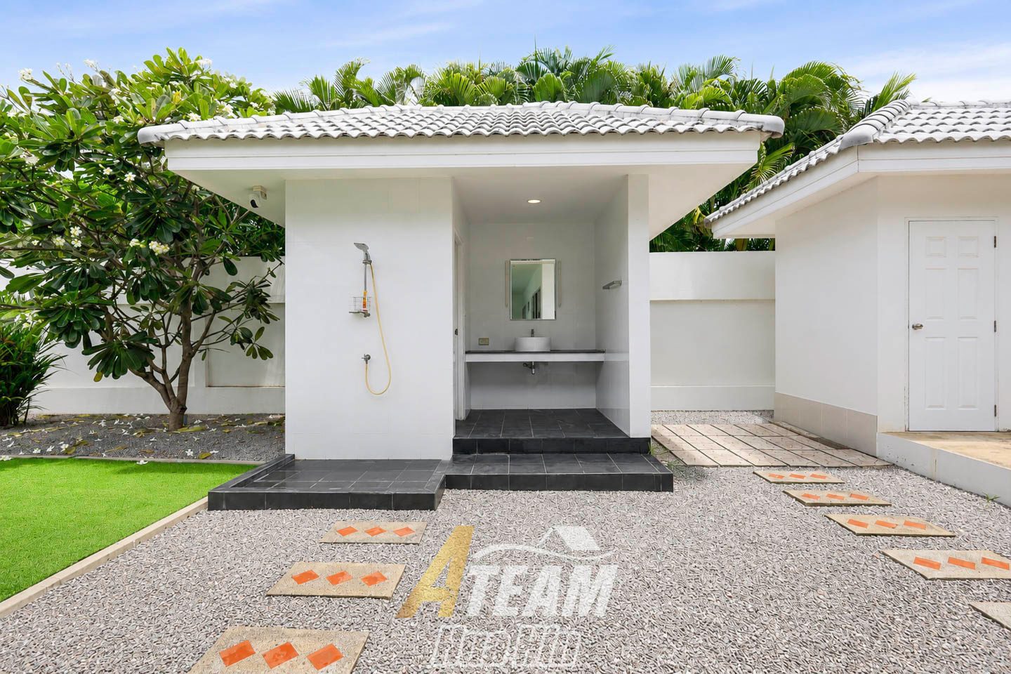 Private 3-Bedroom Pool Villa on a Large 800 Sq.m. Plot | Pak Nam Pran, Pranburi, thumbnail 17