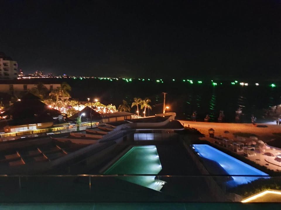 Beautiful 2-Bedroom Condo with Pool View at Veranda, Khao Takiab, thumbnail 19