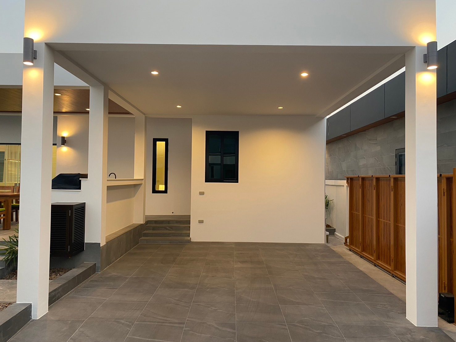 Modern 3-Bedroom Pool Villa Near Soi 102 & Pineapple Valley Golf Club, thumbnail 14