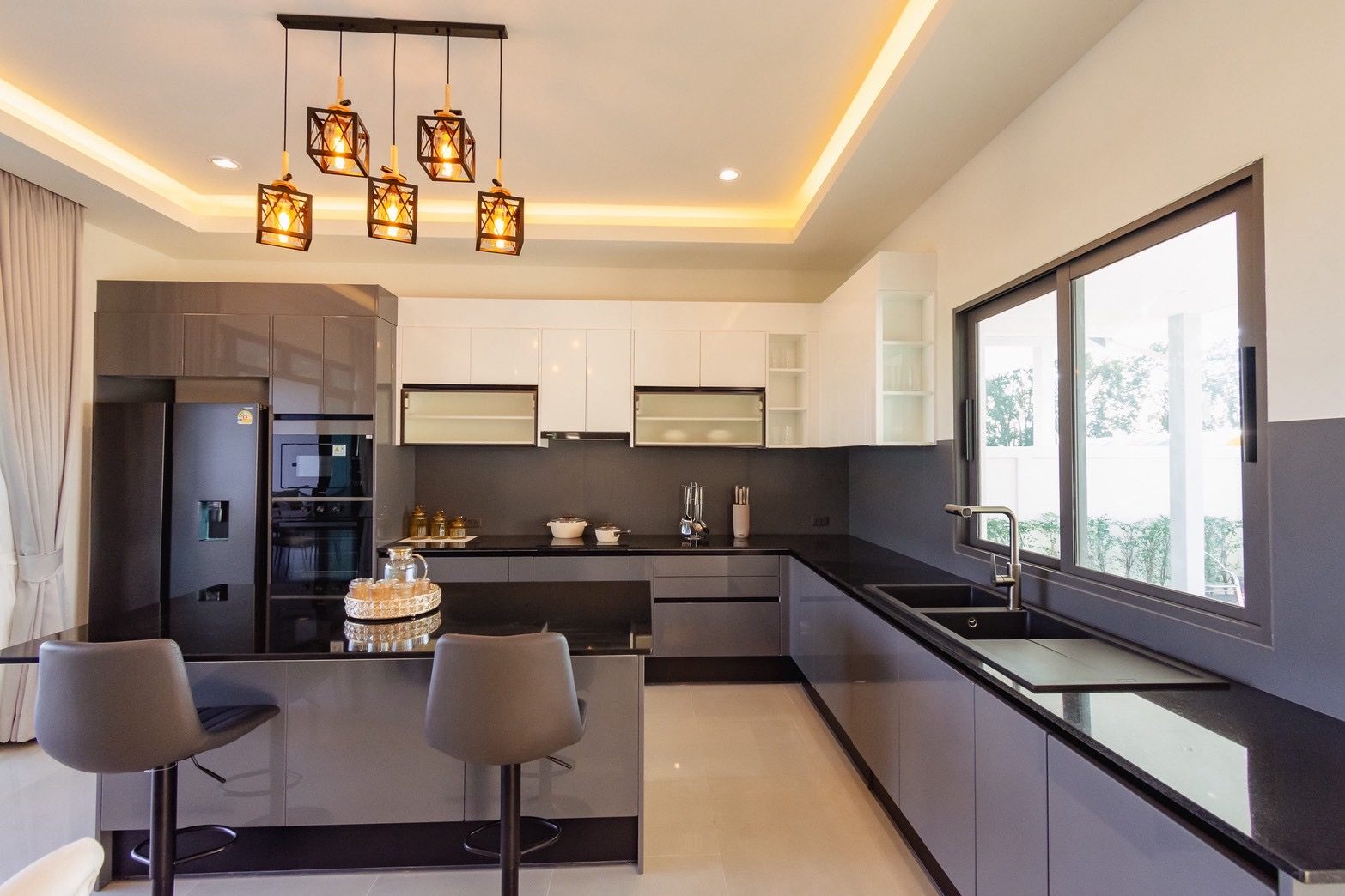 Modern 3 Bedroom  Luxury Pool Villas on Soi 112, thumbnail 9